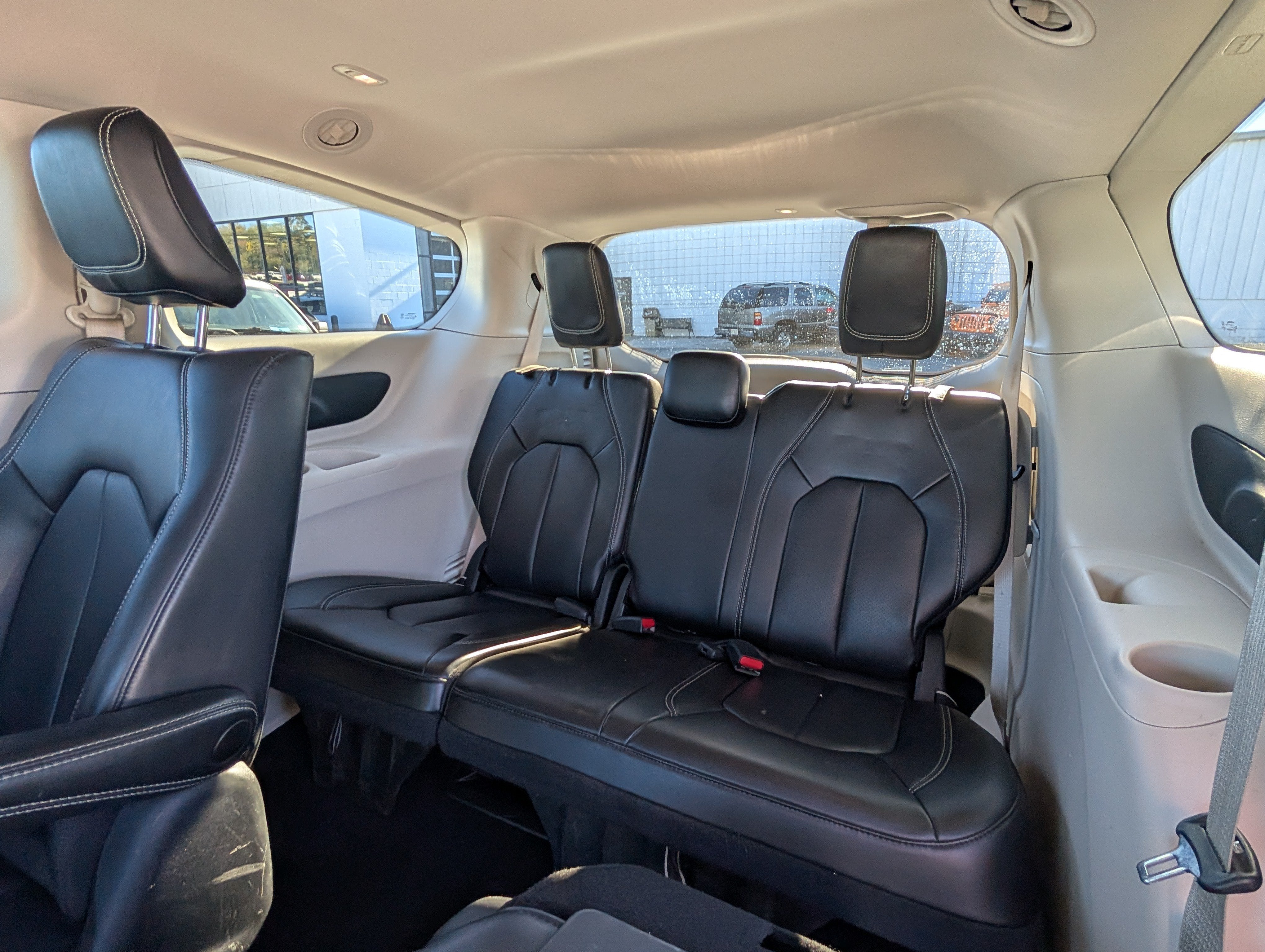 2023 Chrysler Pacifica Hybrid Touring L