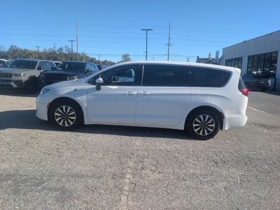 2023 Chrysler Pacifica Hybrid Touring L