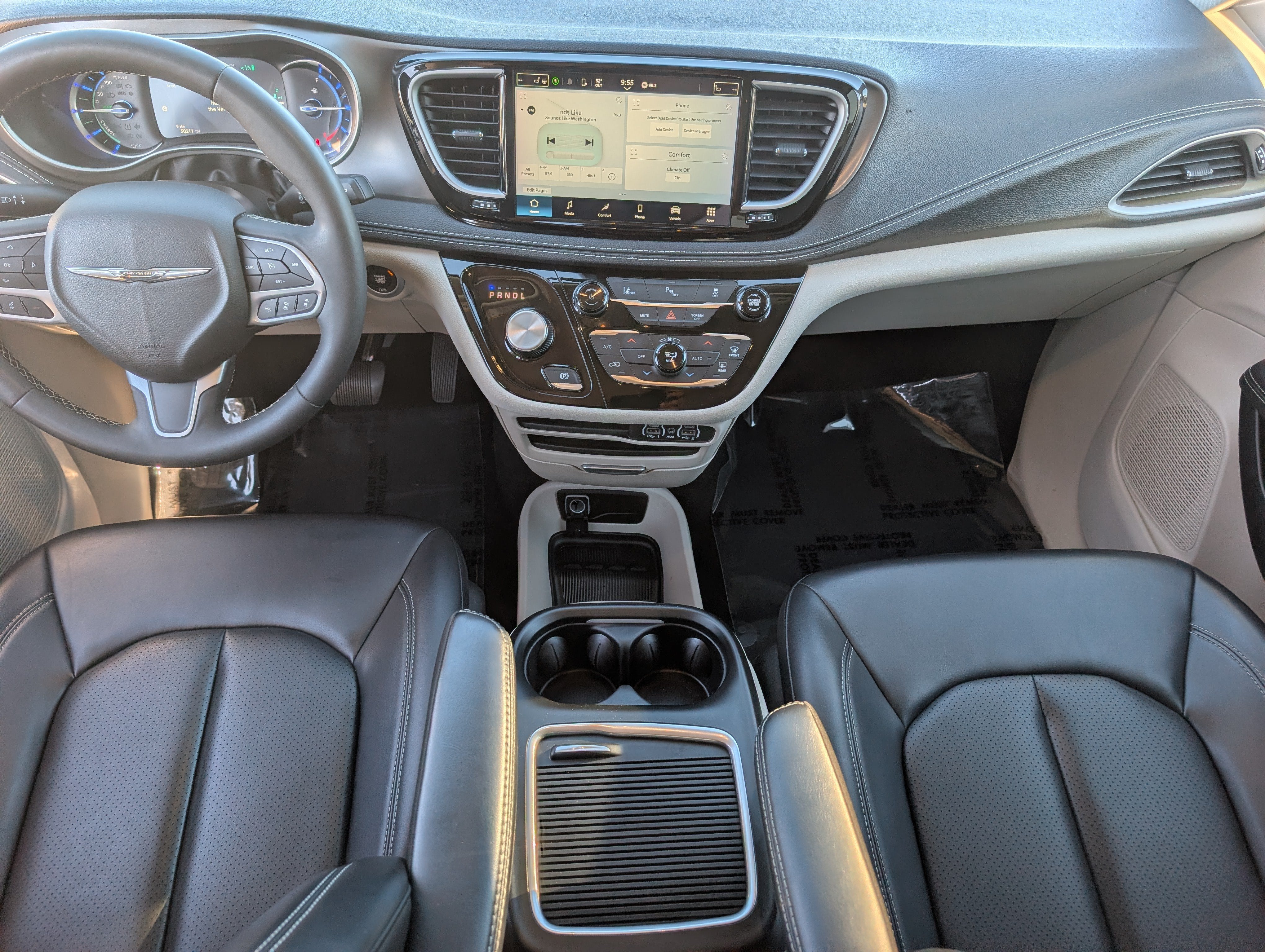 2023 Chrysler Pacifica Hybrid Touring L