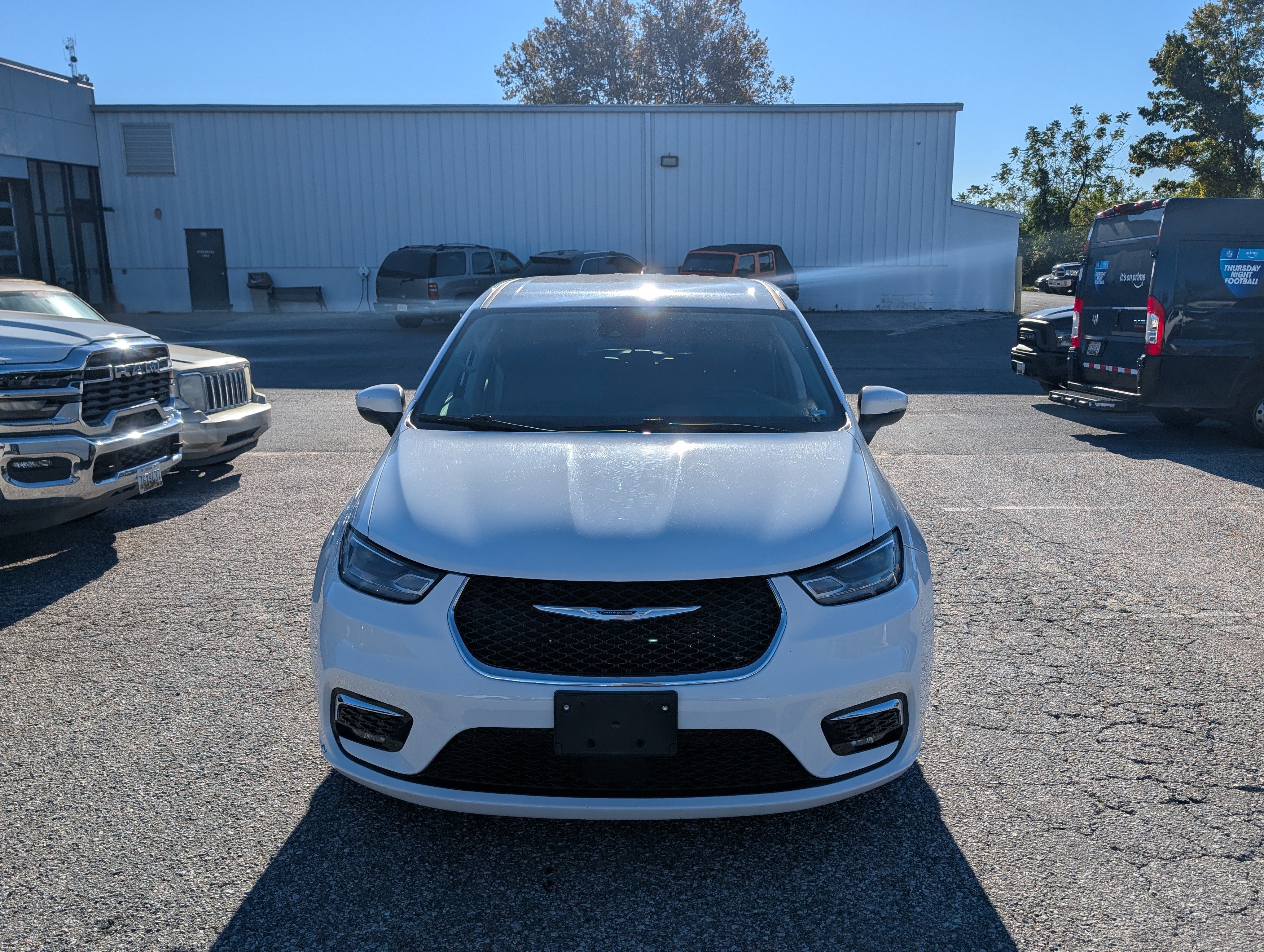 2023 Chrysler Pacifica Hybrid Touring L