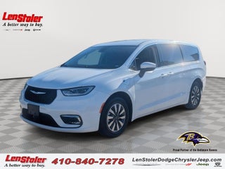 2023 Chrysler Pacifica Hybrid Touring L