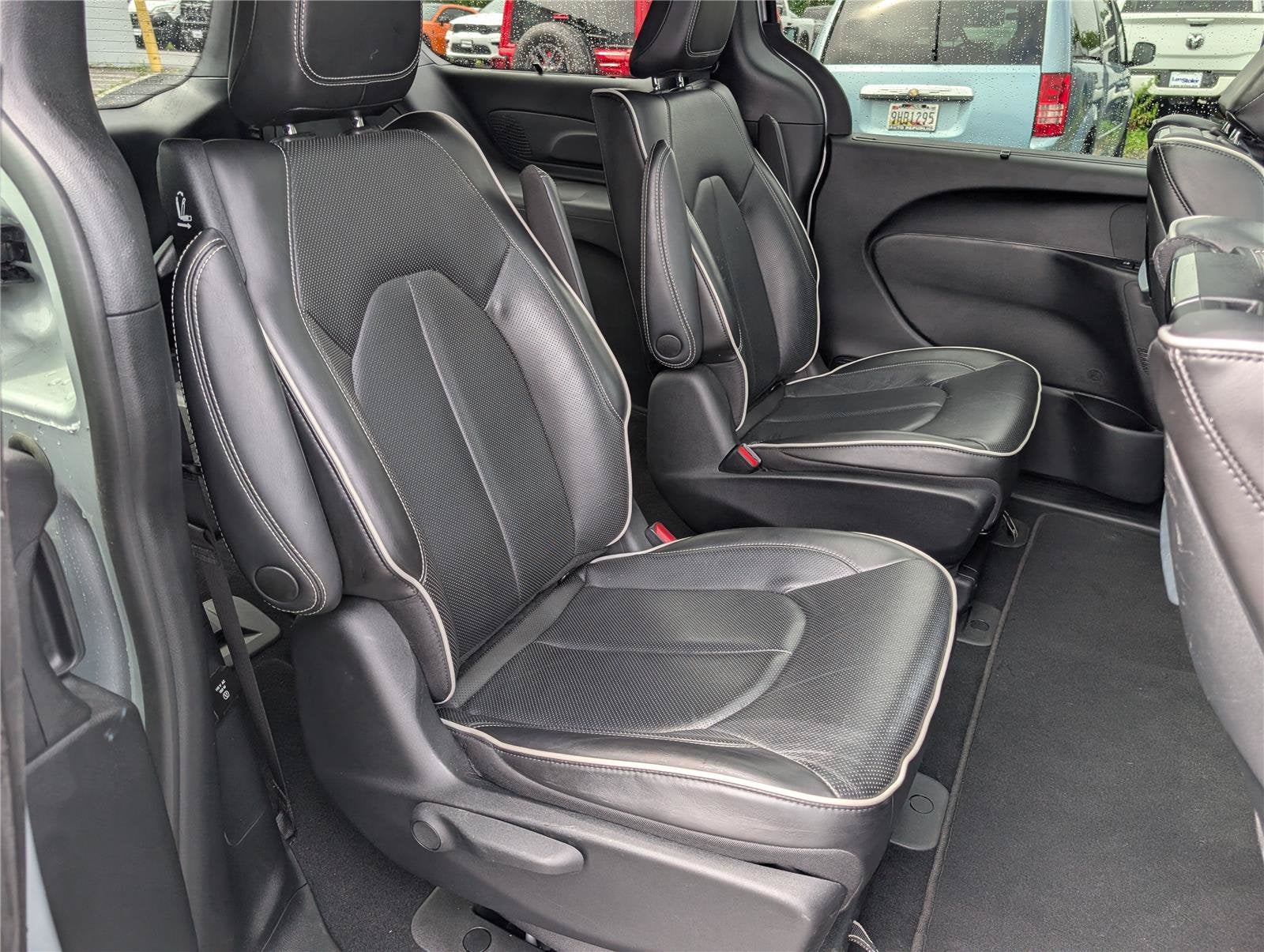 2023 Chrysler Pacifica Hybrid Limited