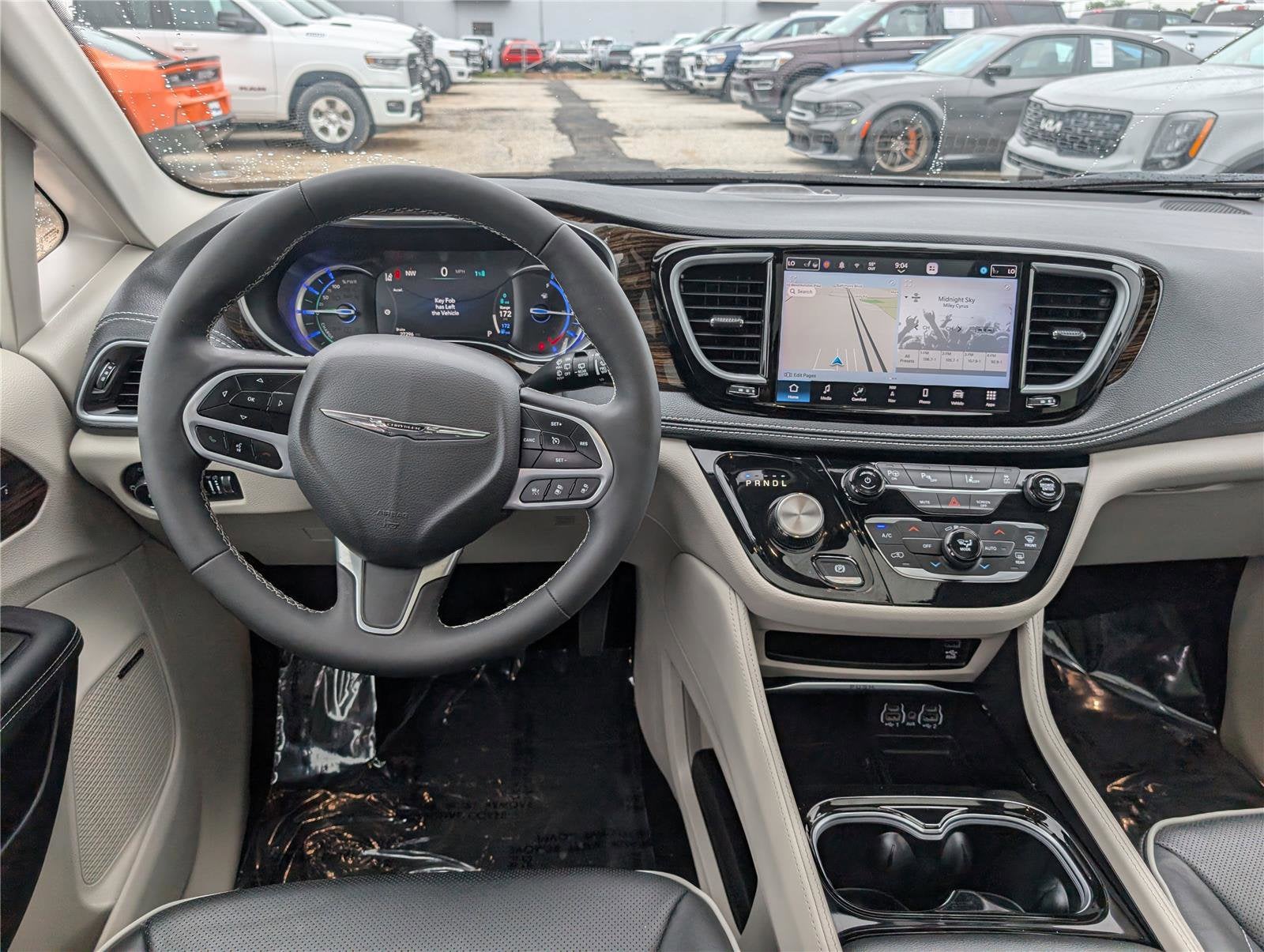 2023 Chrysler Pacifica Hybrid Limited