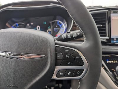 2023 Chrysler Pacifica Hybrid Limited