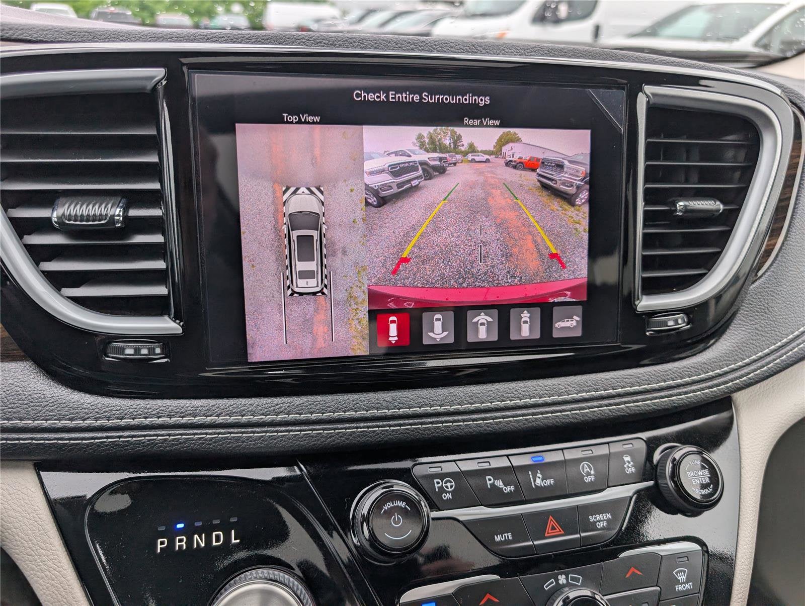 2023 Chrysler Pacifica Limited