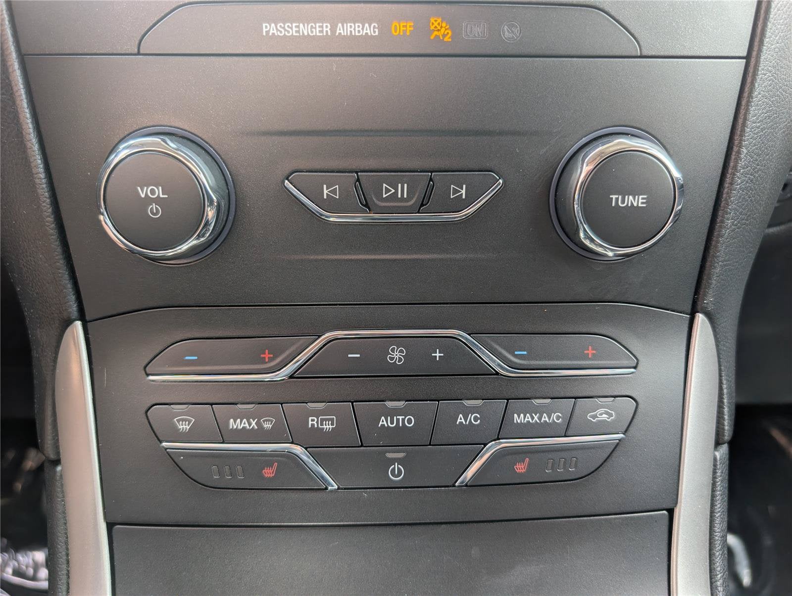 2019 Ford Edge SEL