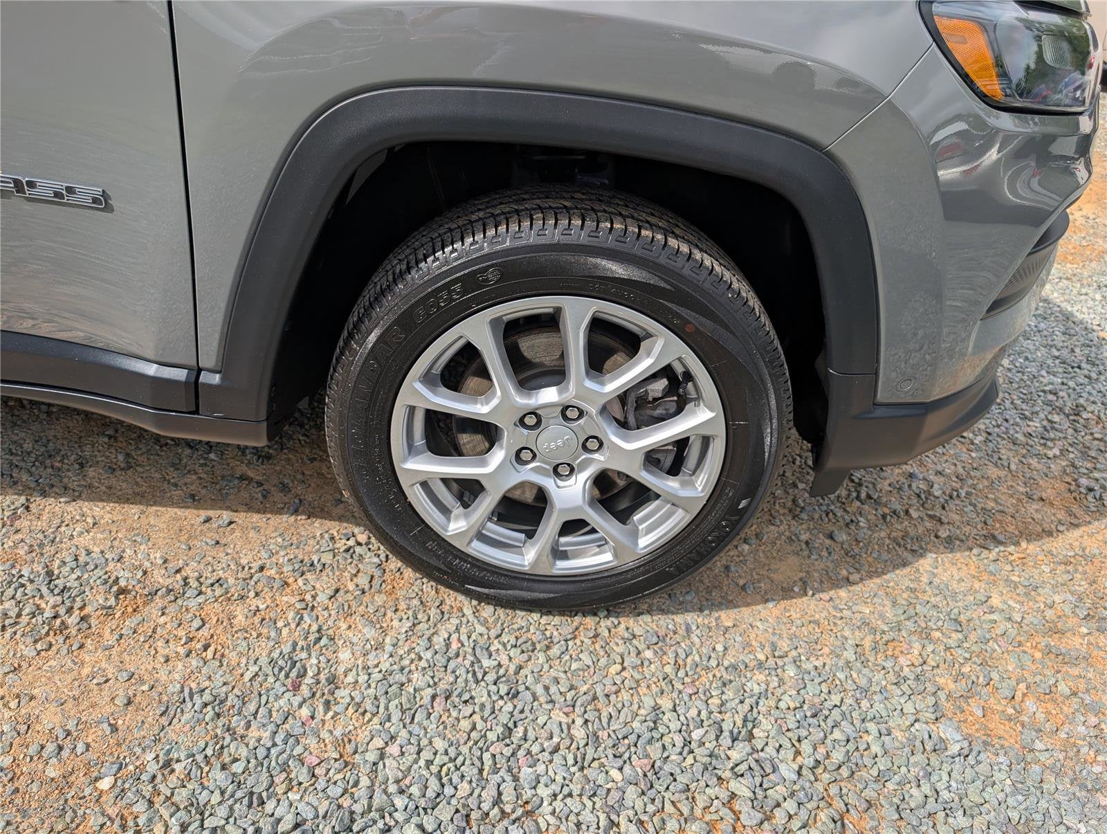 2024 Jeep Compass Latitude Lux