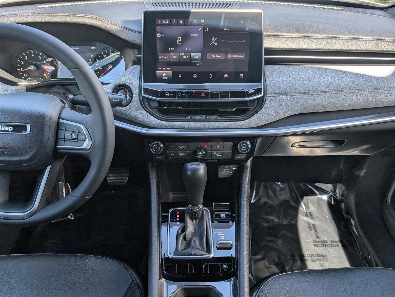 2023 Jeep Compass Latitude Lux