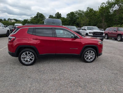 2024 Jeep Compass Latitude Lux