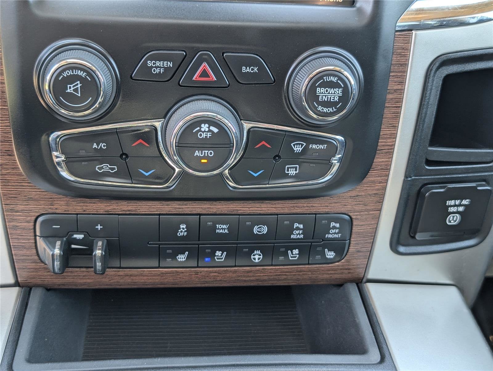 2016 RAM 2500 Laramie