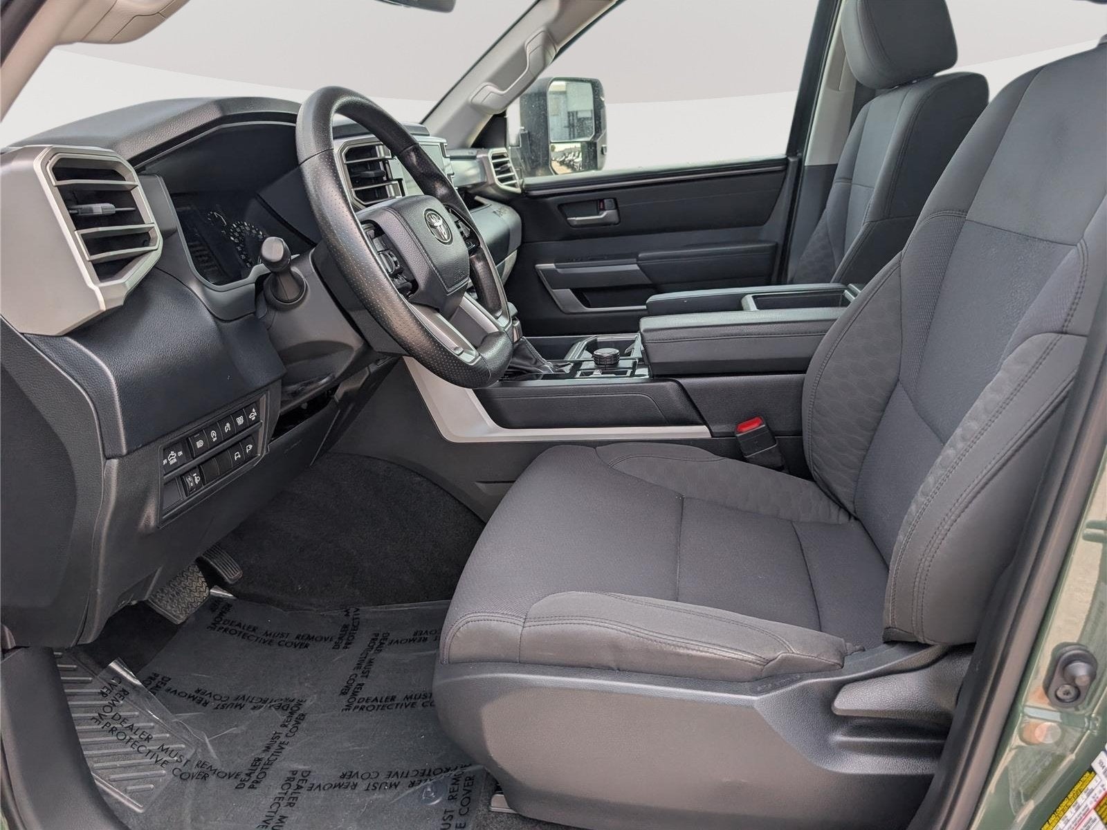 2022 Toyota Tundra 4WD SR5