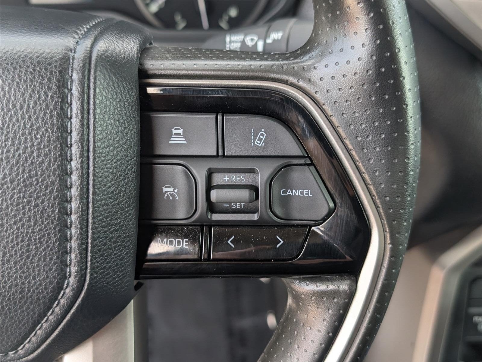 2022 Toyota Tundra 4WD SR5