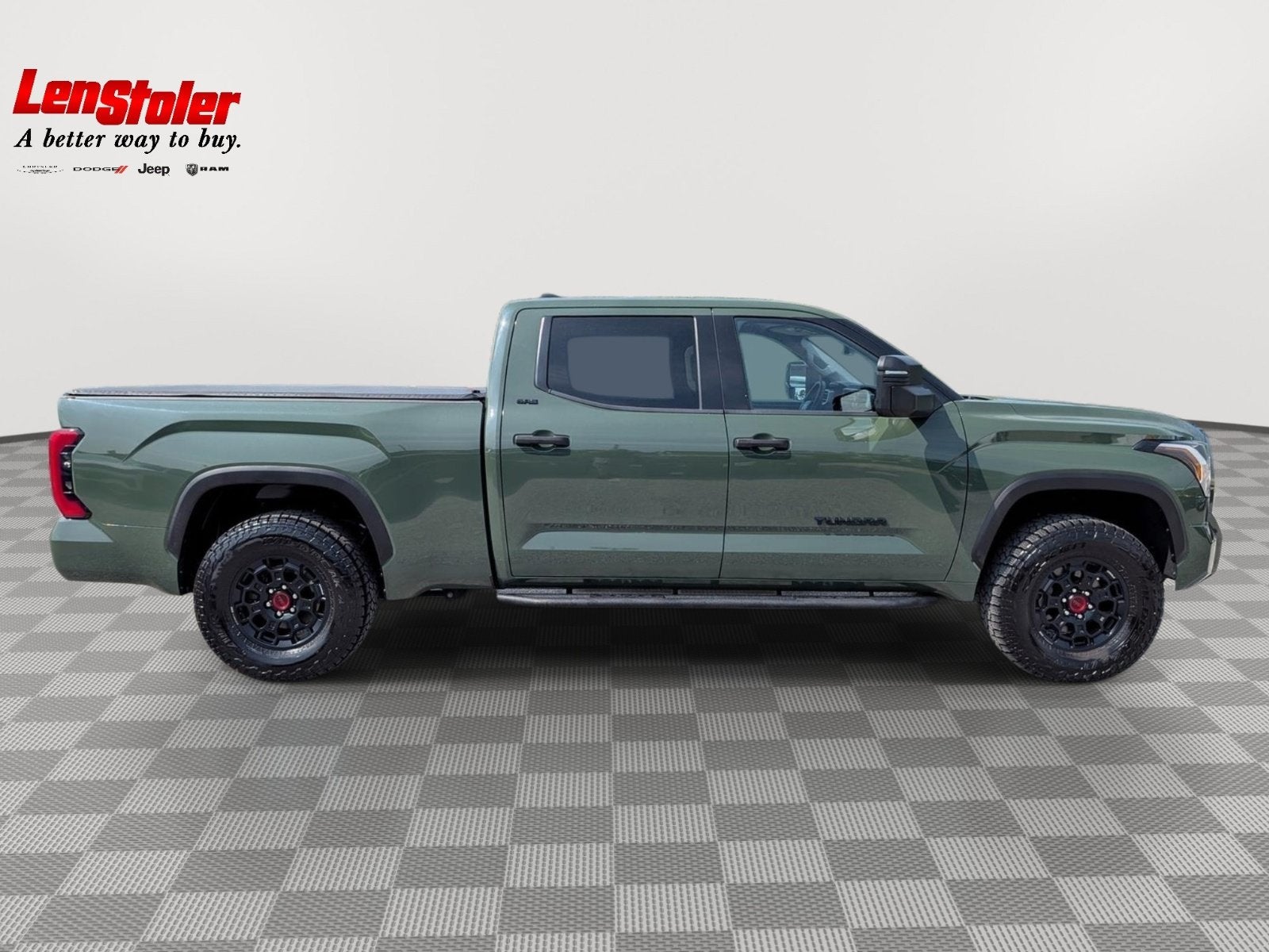 2022 Toyota Tundra 4WD SR5