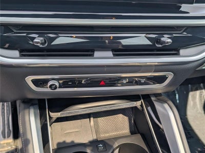 2025 BMW X6 M60i
