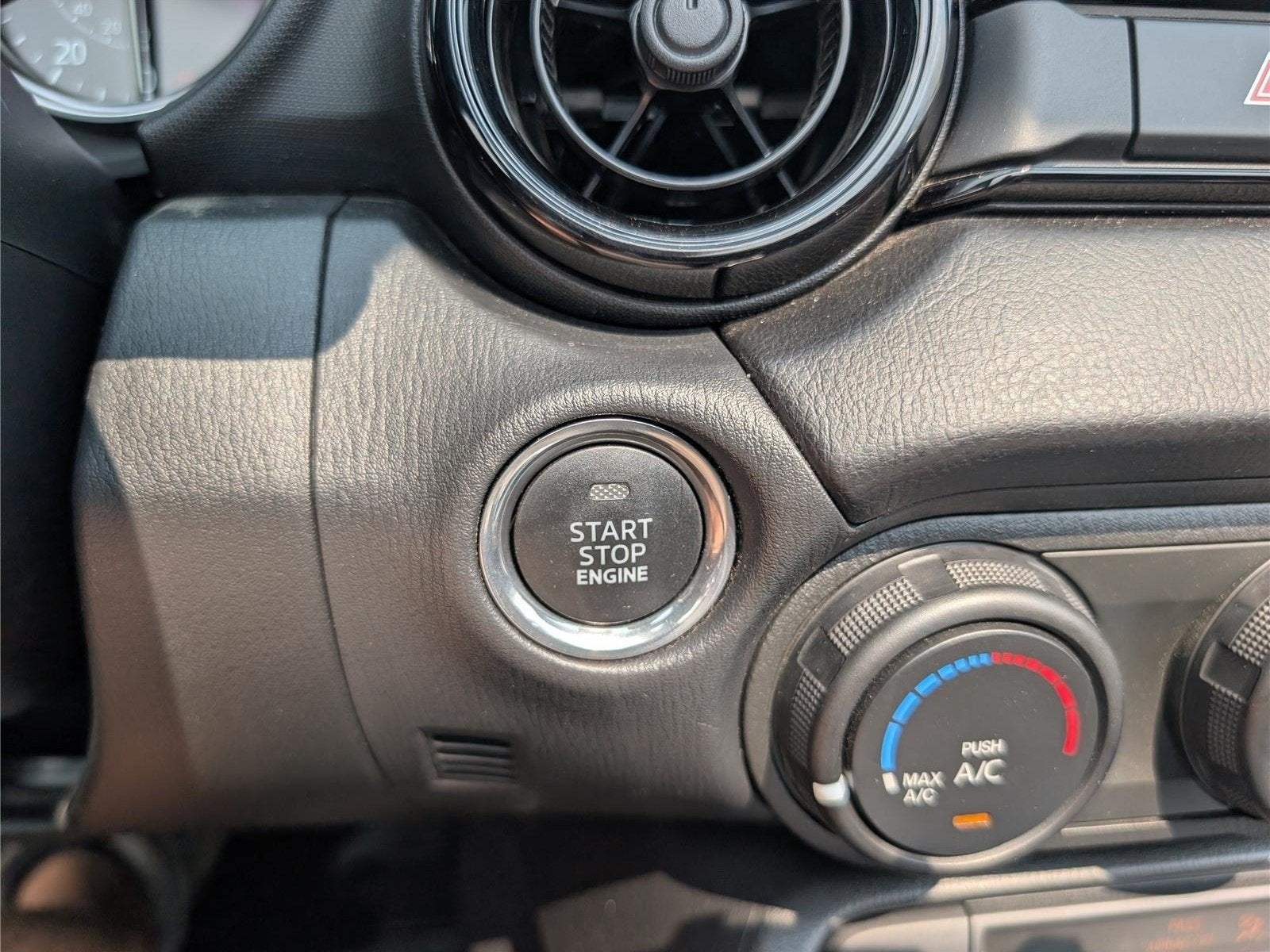 2025 Mazda Mazda MX-5 Miata Club