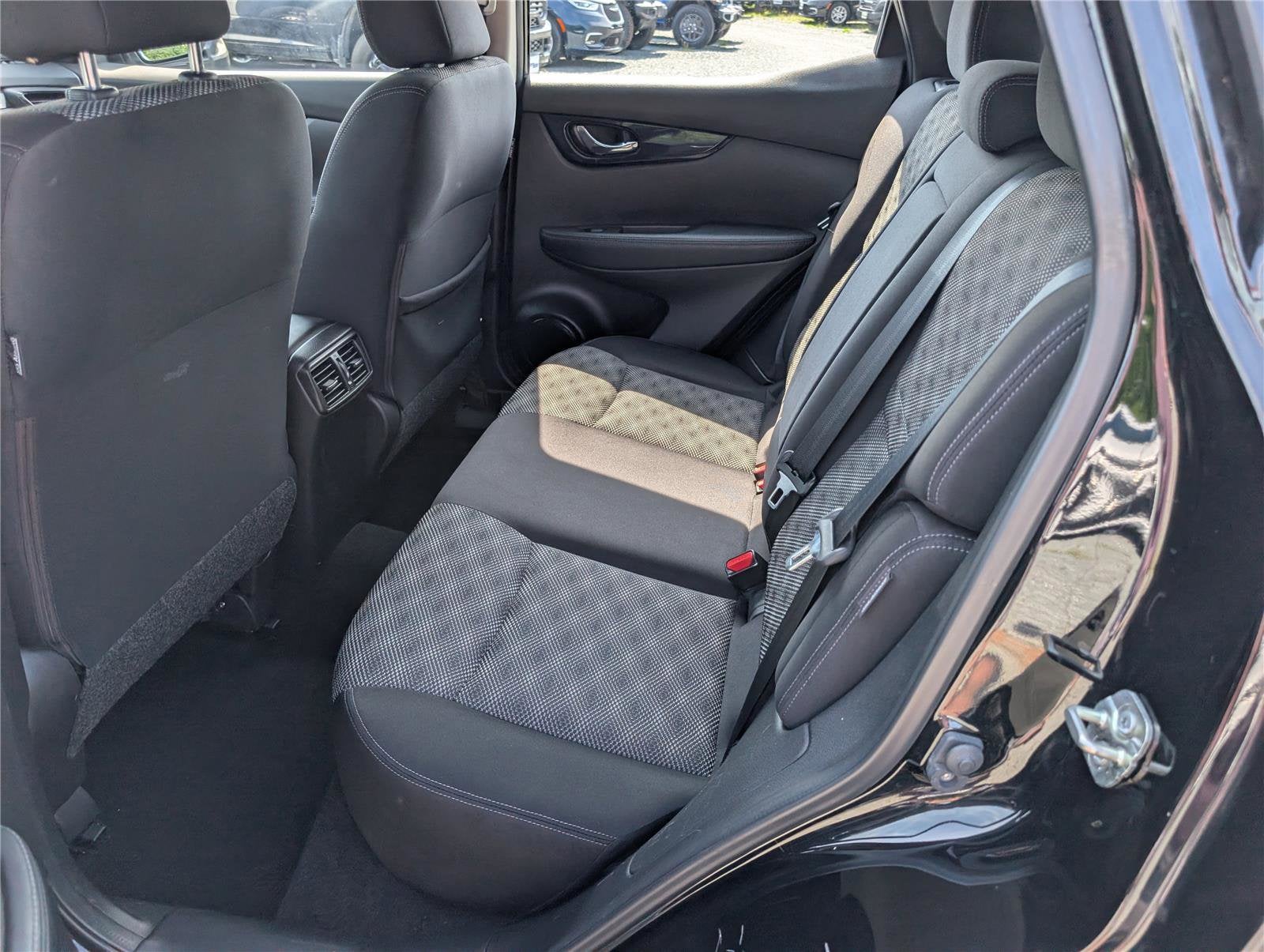 2020 Nissan Rogue Sport SV