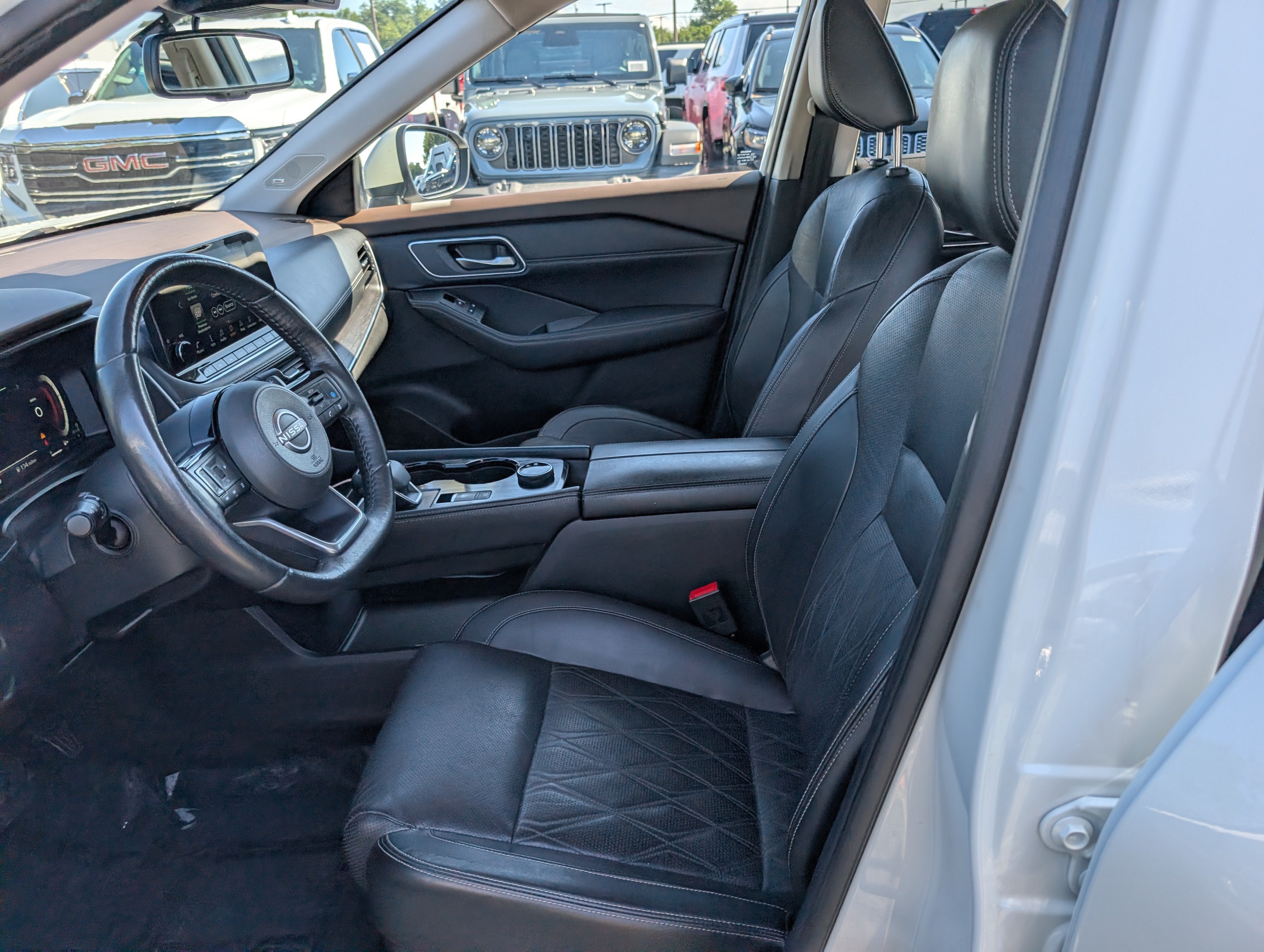 2022 Nissan Rogue Platinum