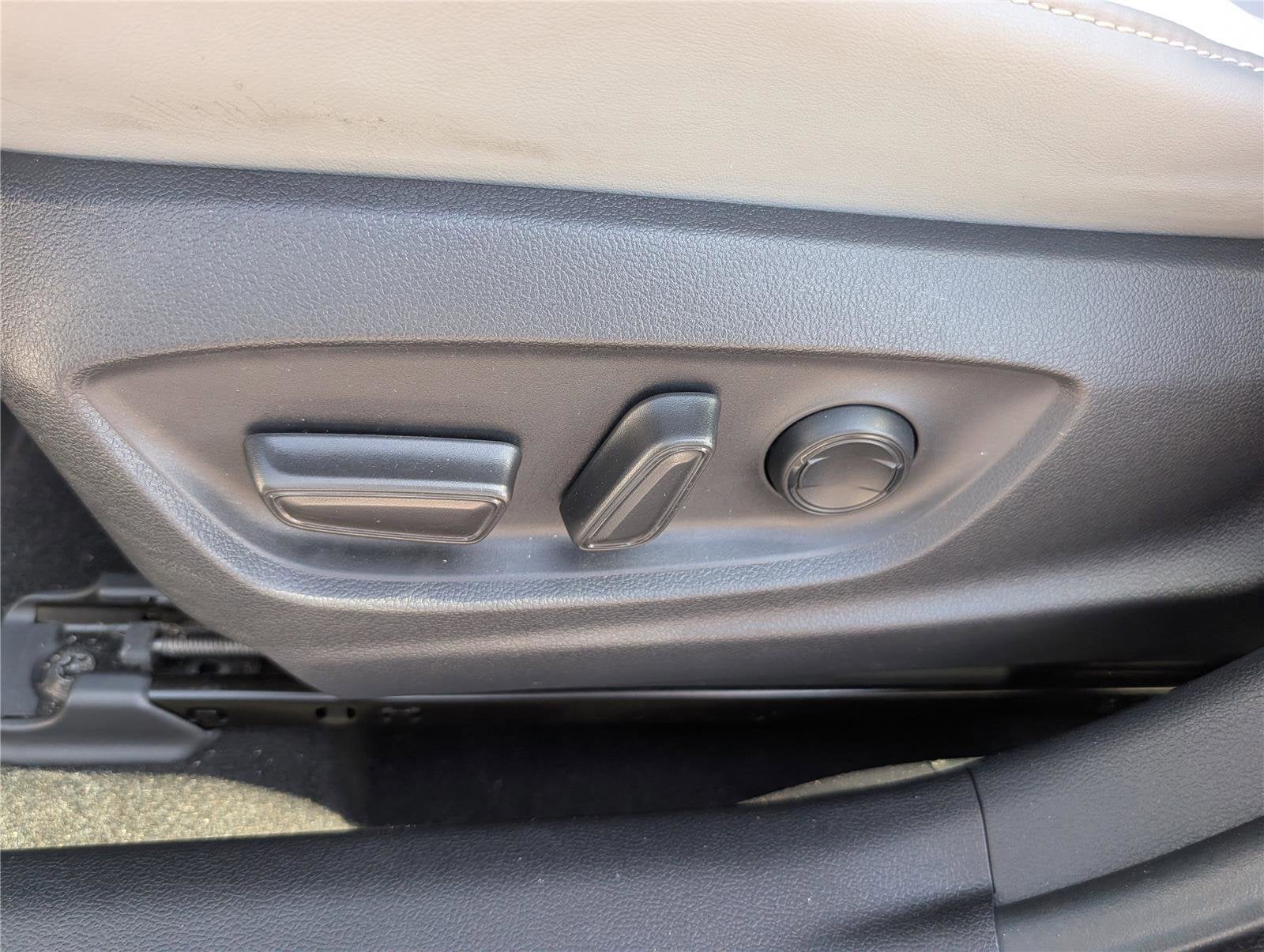 2021 Toyota Prius Prime LE