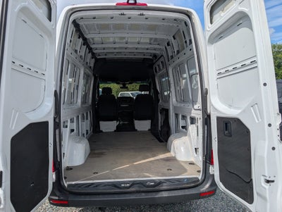 2025 Mercedes-Benz Sprinter Cargo Van Cargo 144 WB