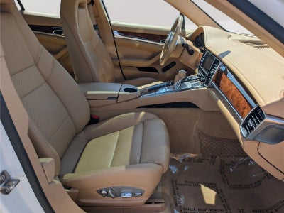 2013 Porsche Panamera 4 Platinum Edition