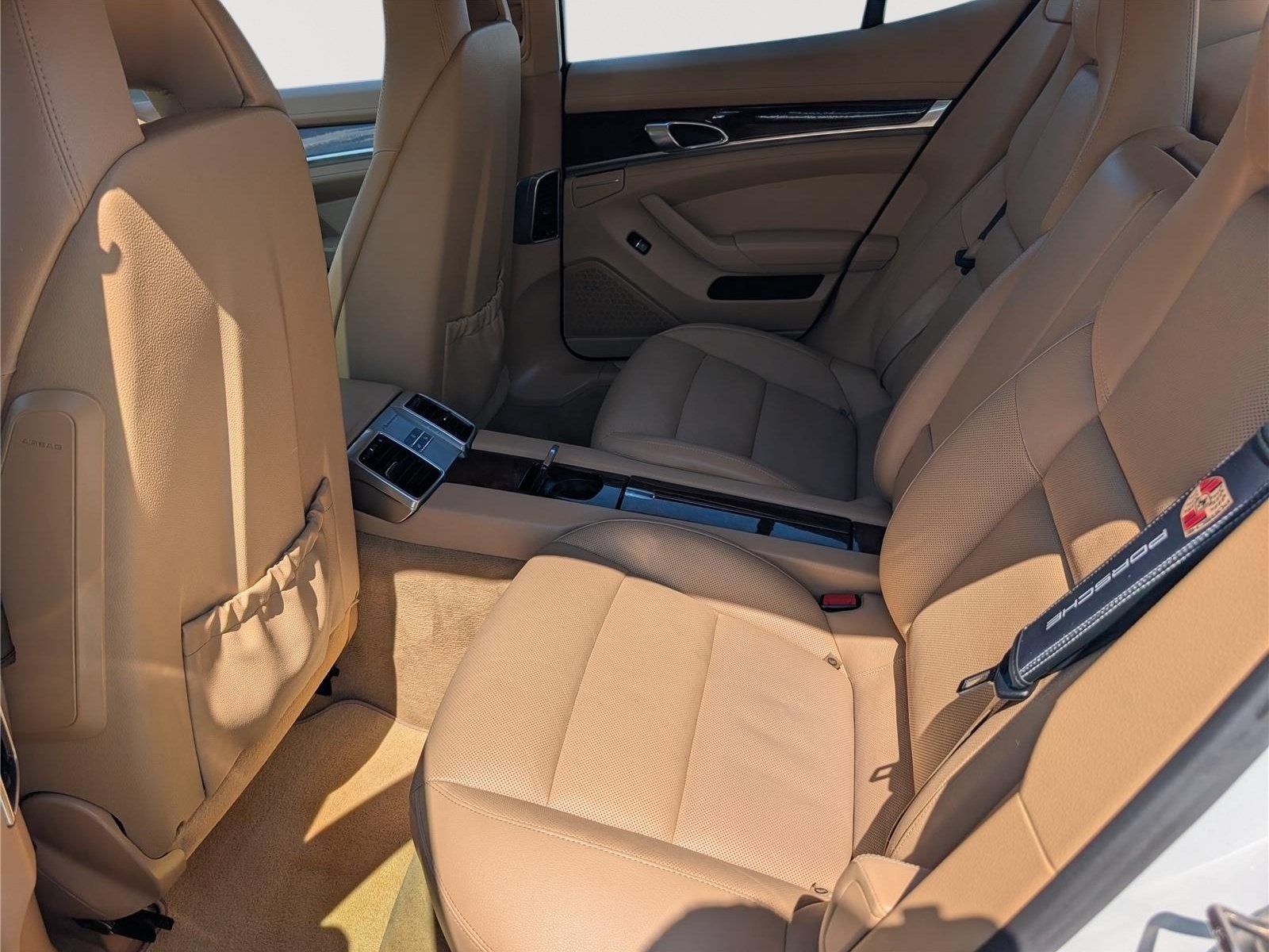 2013 Porsche Panamera 4 Platinum Edition