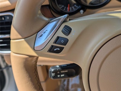 2013 Porsche Panamera 4 Platinum Edition