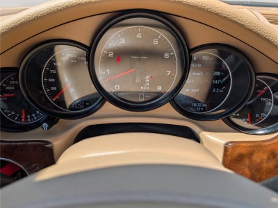 2013 Porsche Panamera 4 Platinum Edition