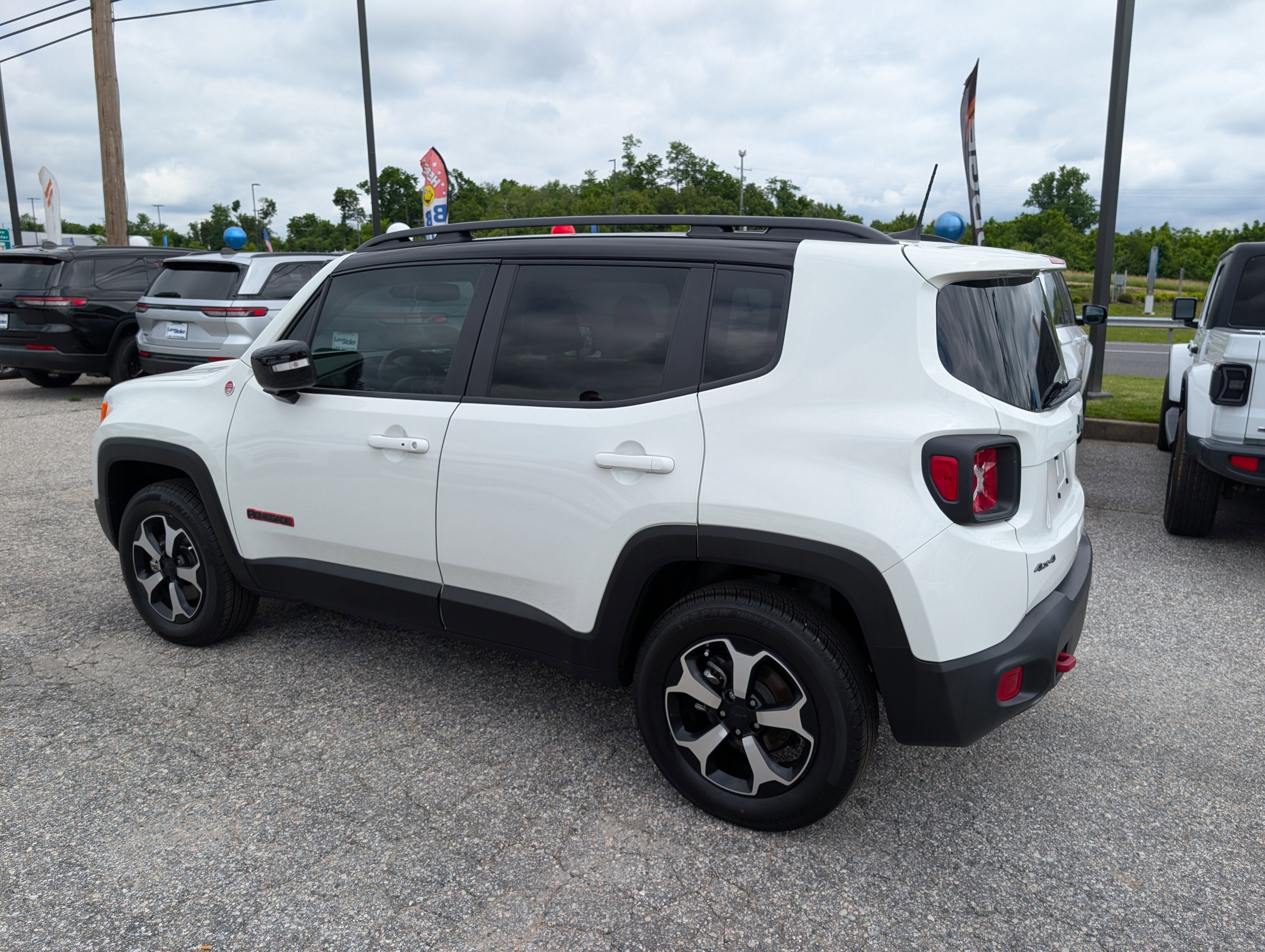 2022 Jeep Renegade Trailhawk