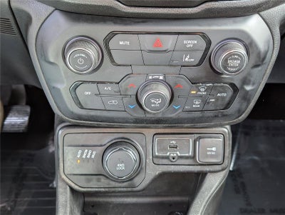 2022 Jeep Renegade Altitude