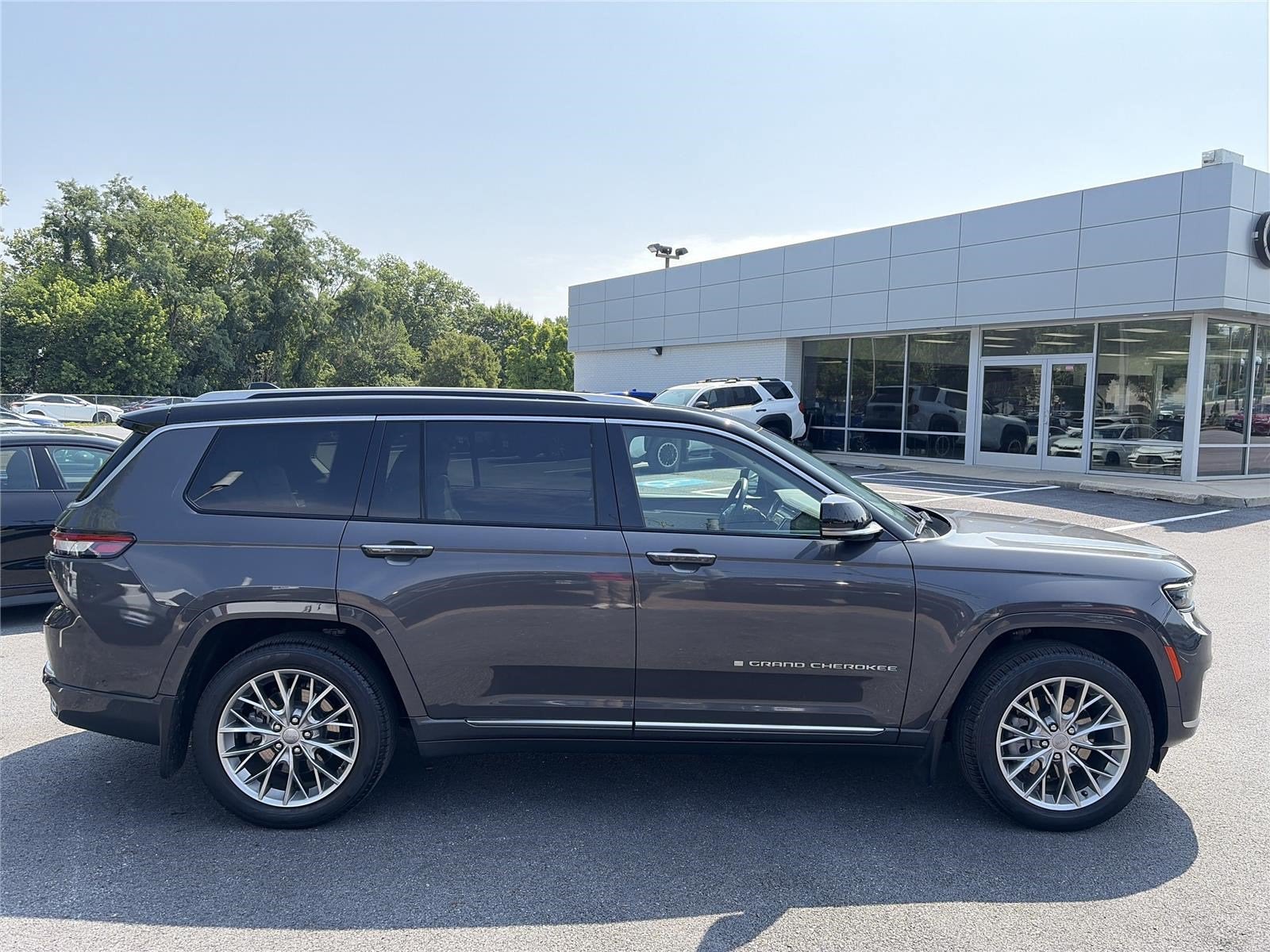 2023 Jeep Grand Cherokee L Summit