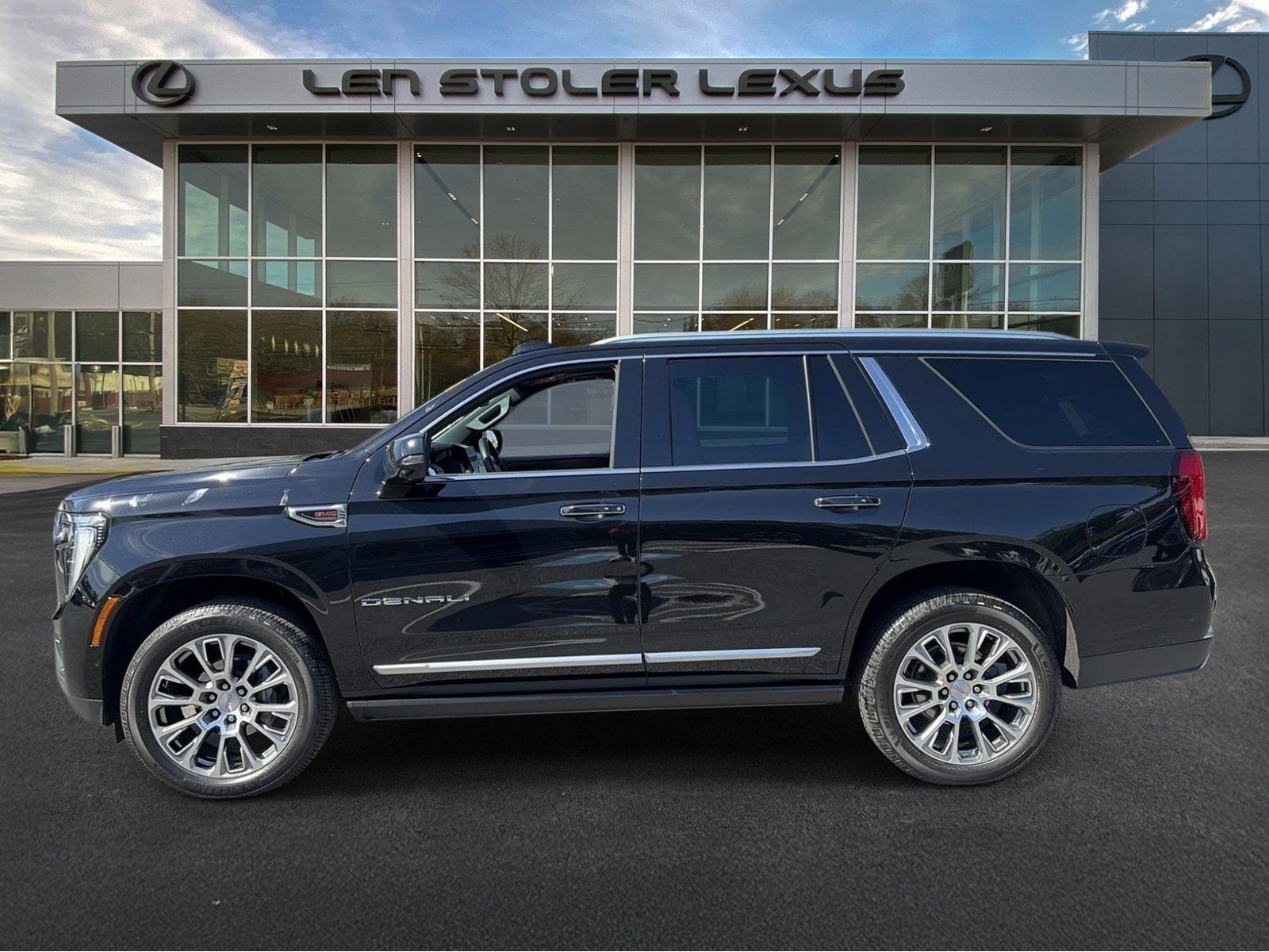 2025 GMC Yukon Denali