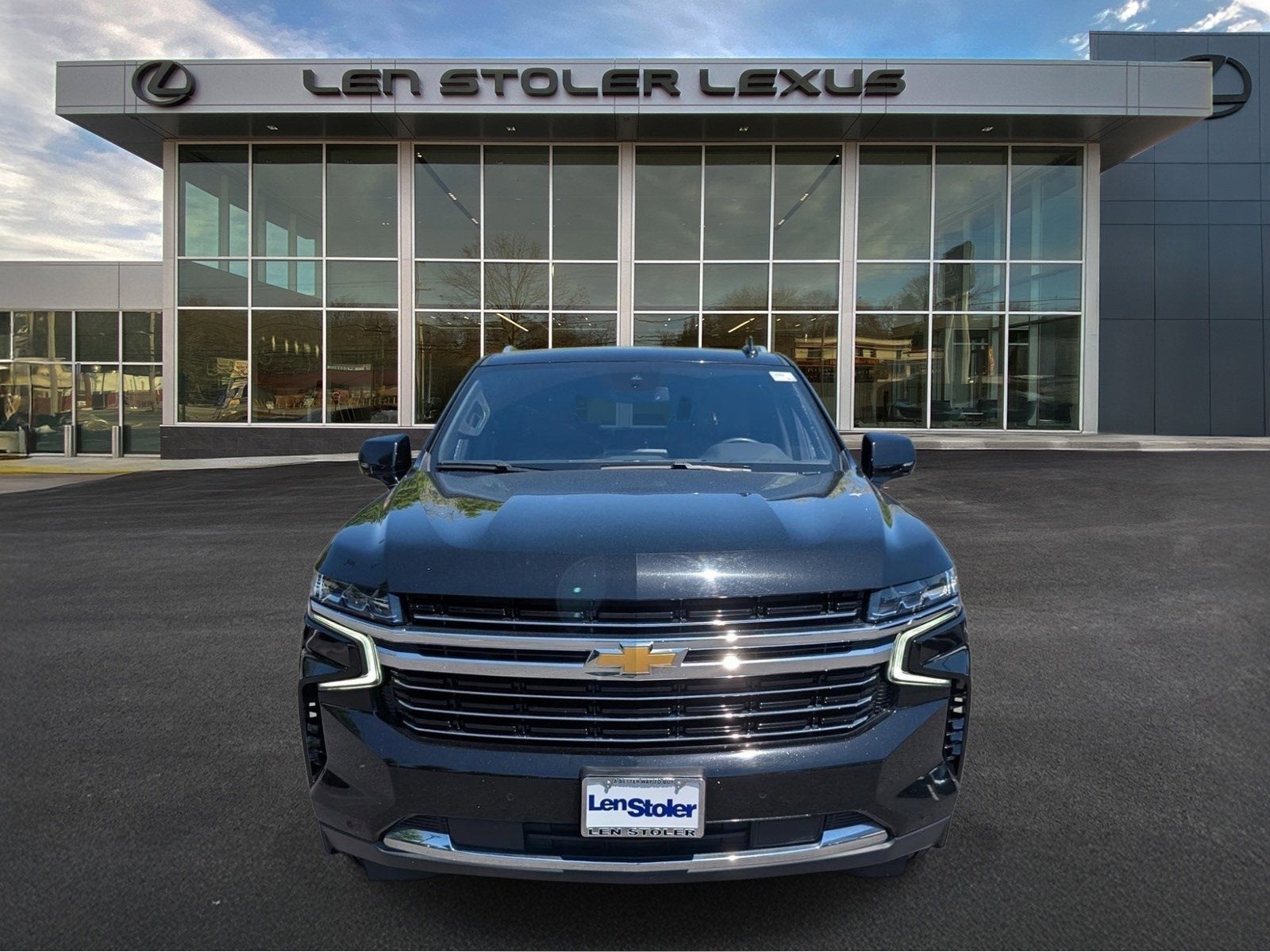 2023 Chevrolet Suburban LT