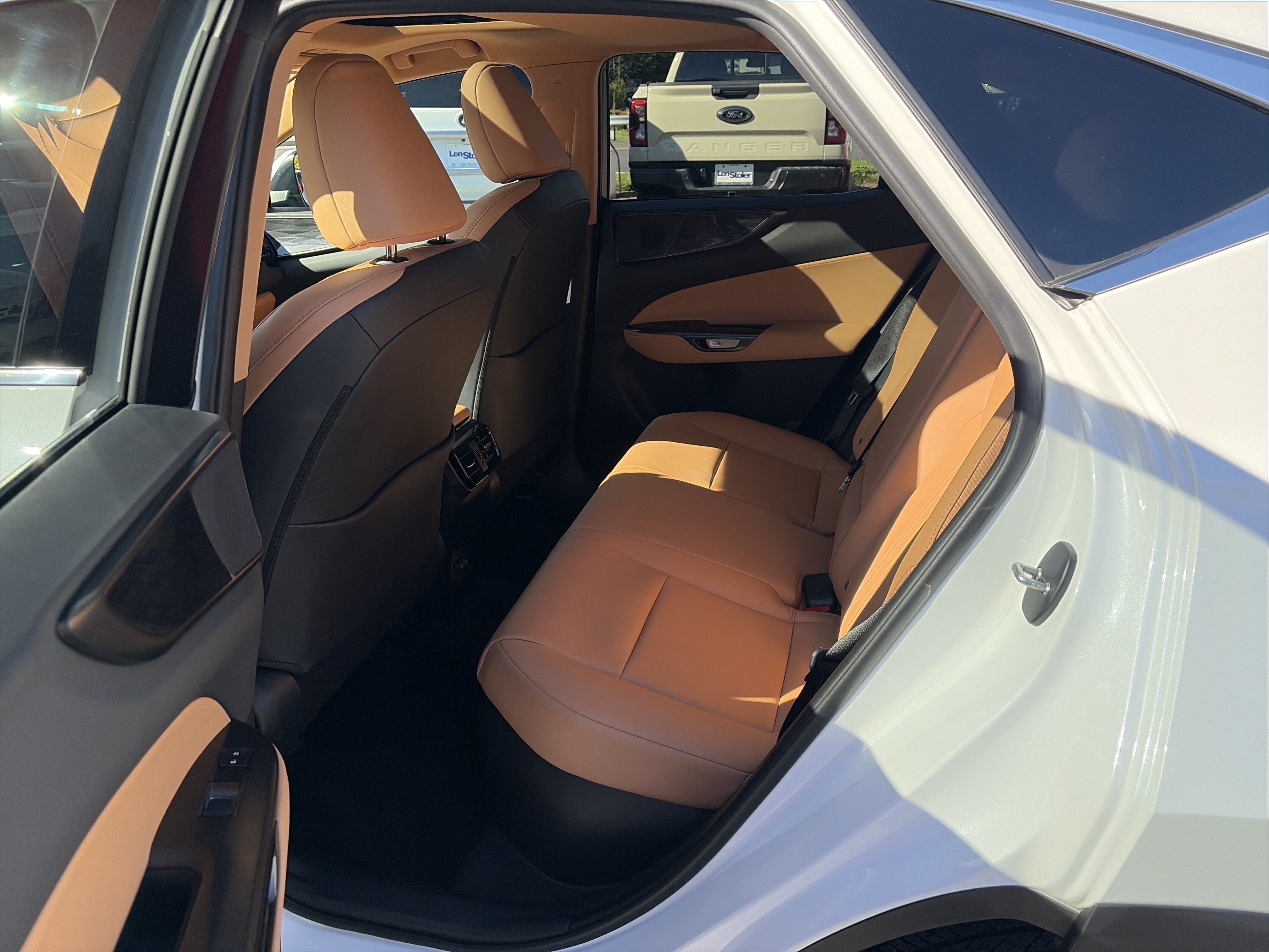 2026 Lexus NX 350h Premium AWD