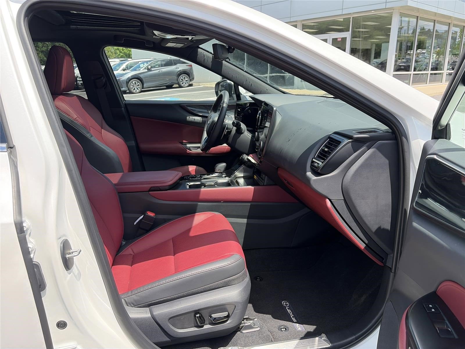 2025 Lexus NX 350h Premium AWD
