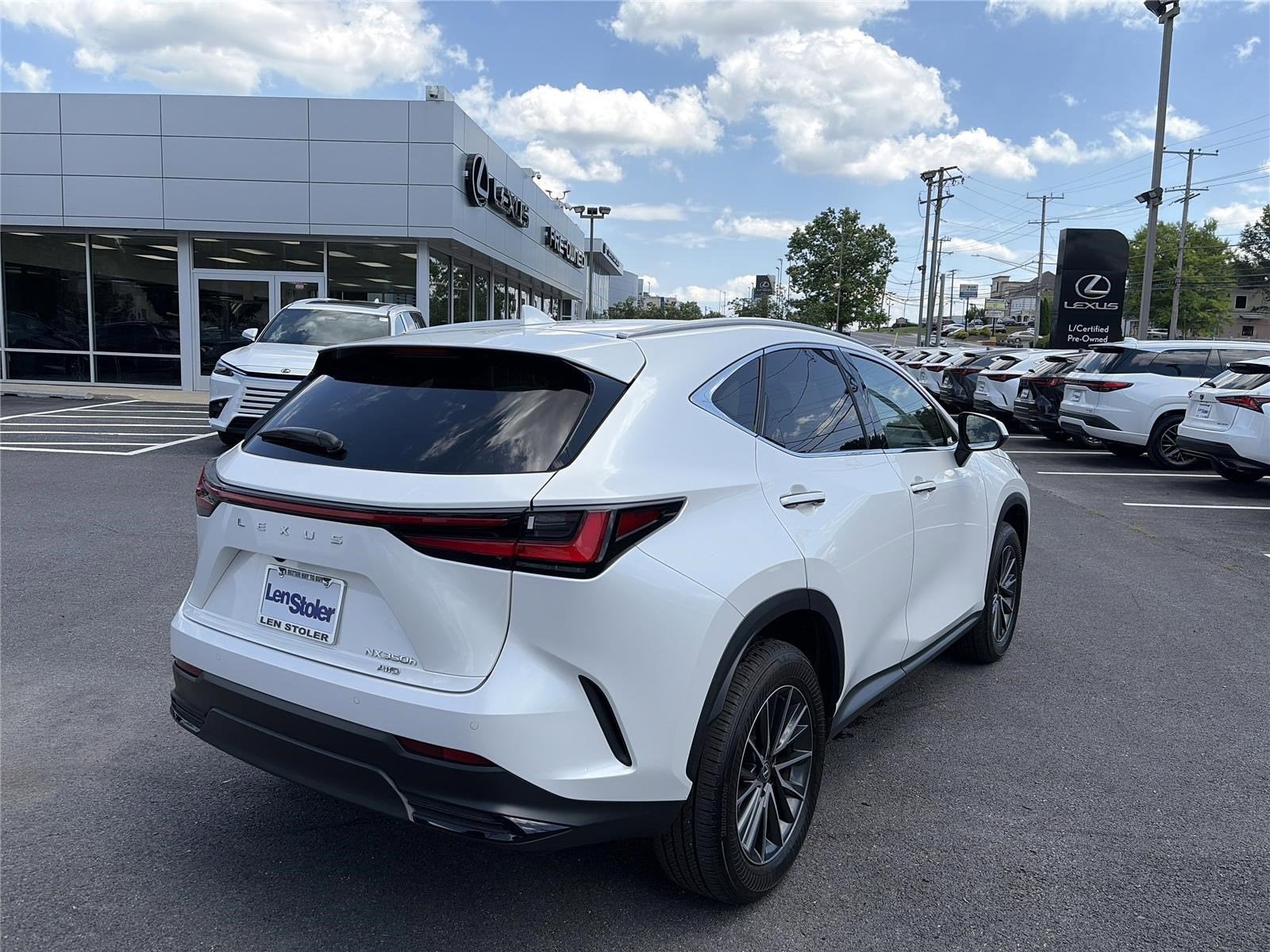 2025 Lexus NX 350h Premium AWD