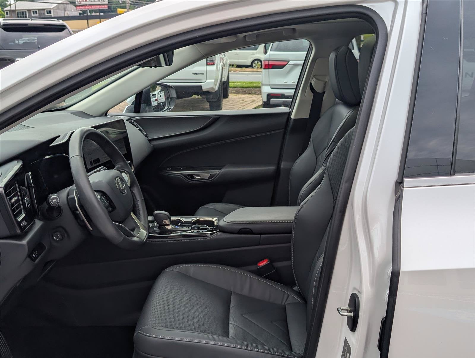 2025 Lexus NX NX 350h Luxury