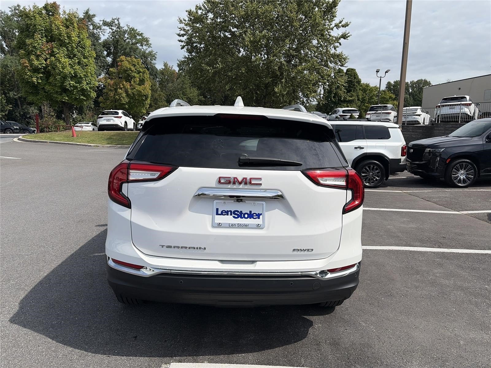 2023 GMC Terrain SLT