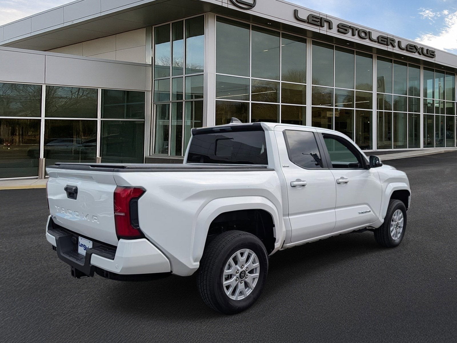 2024 Toyota Tacoma 4WD SR5