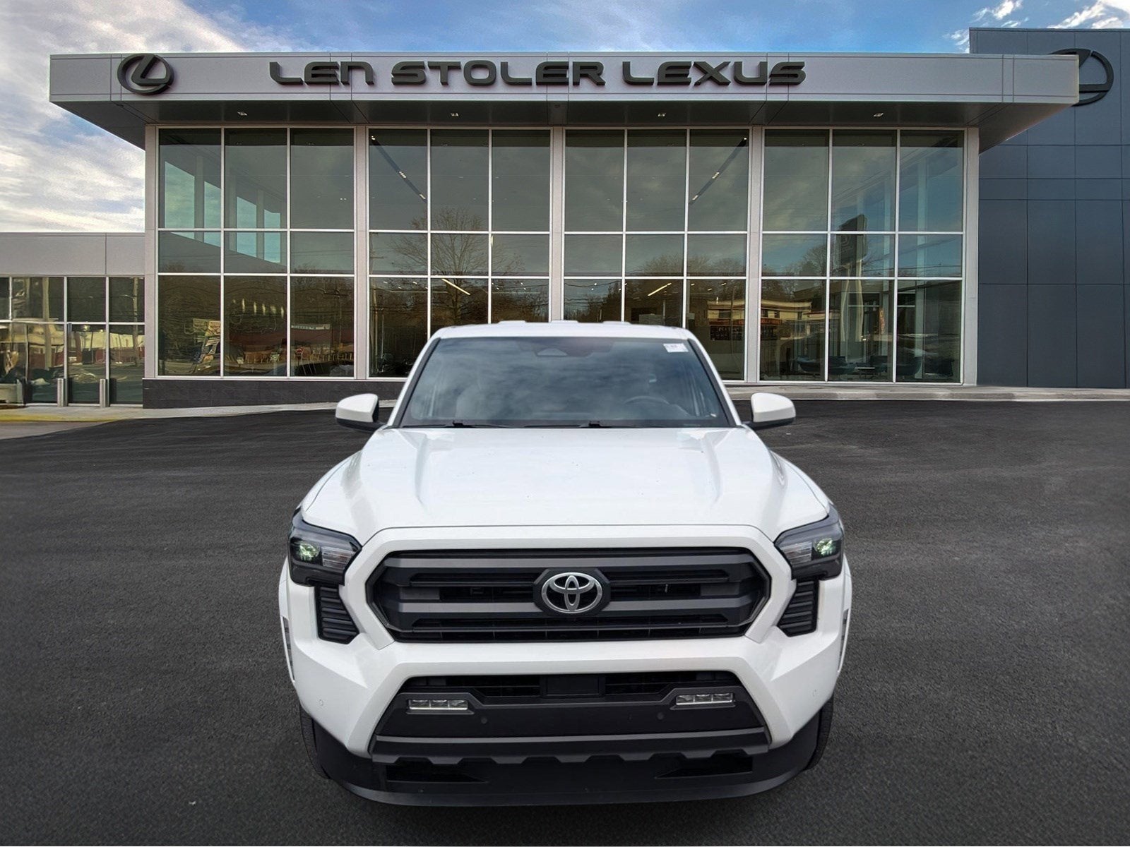 2024 Toyota Tacoma 4WD SR5