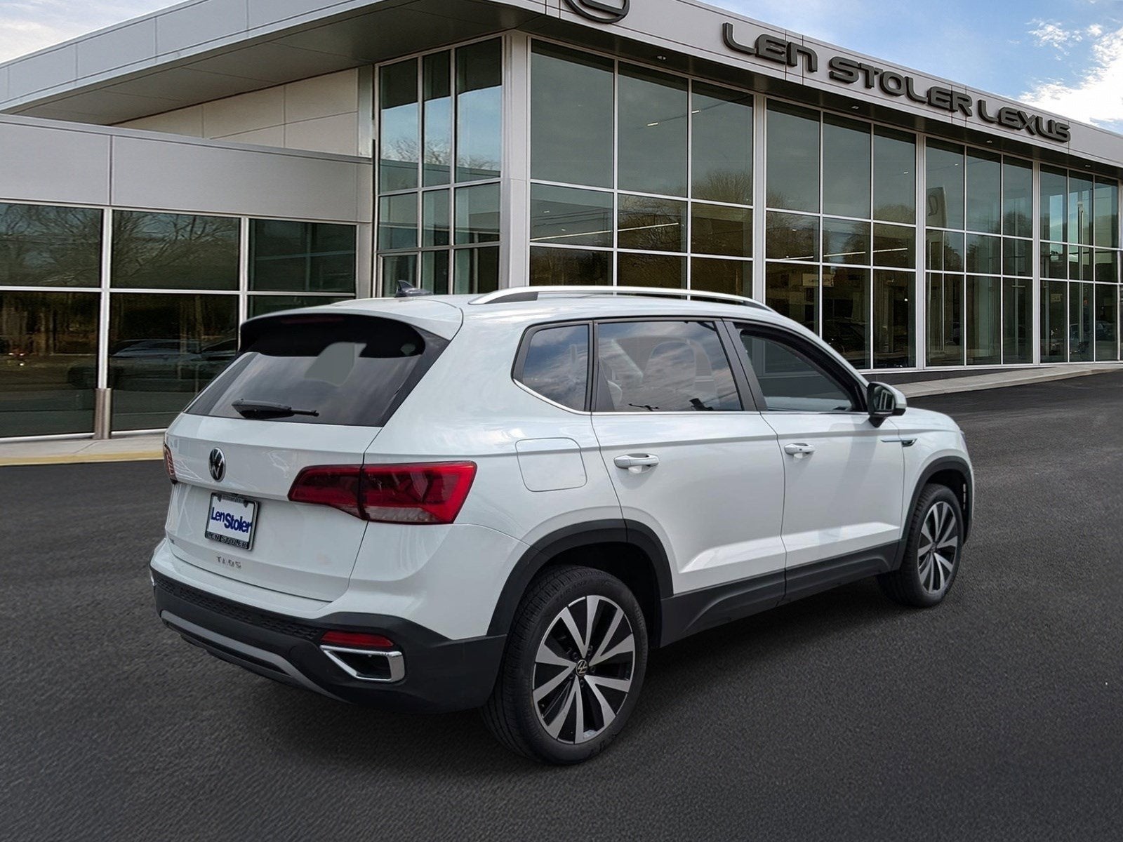 2024 Volkswagen Taos SE