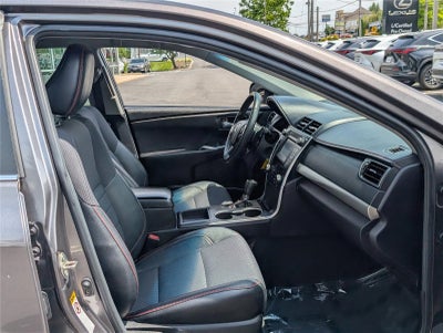 2017 Toyota Camry SE