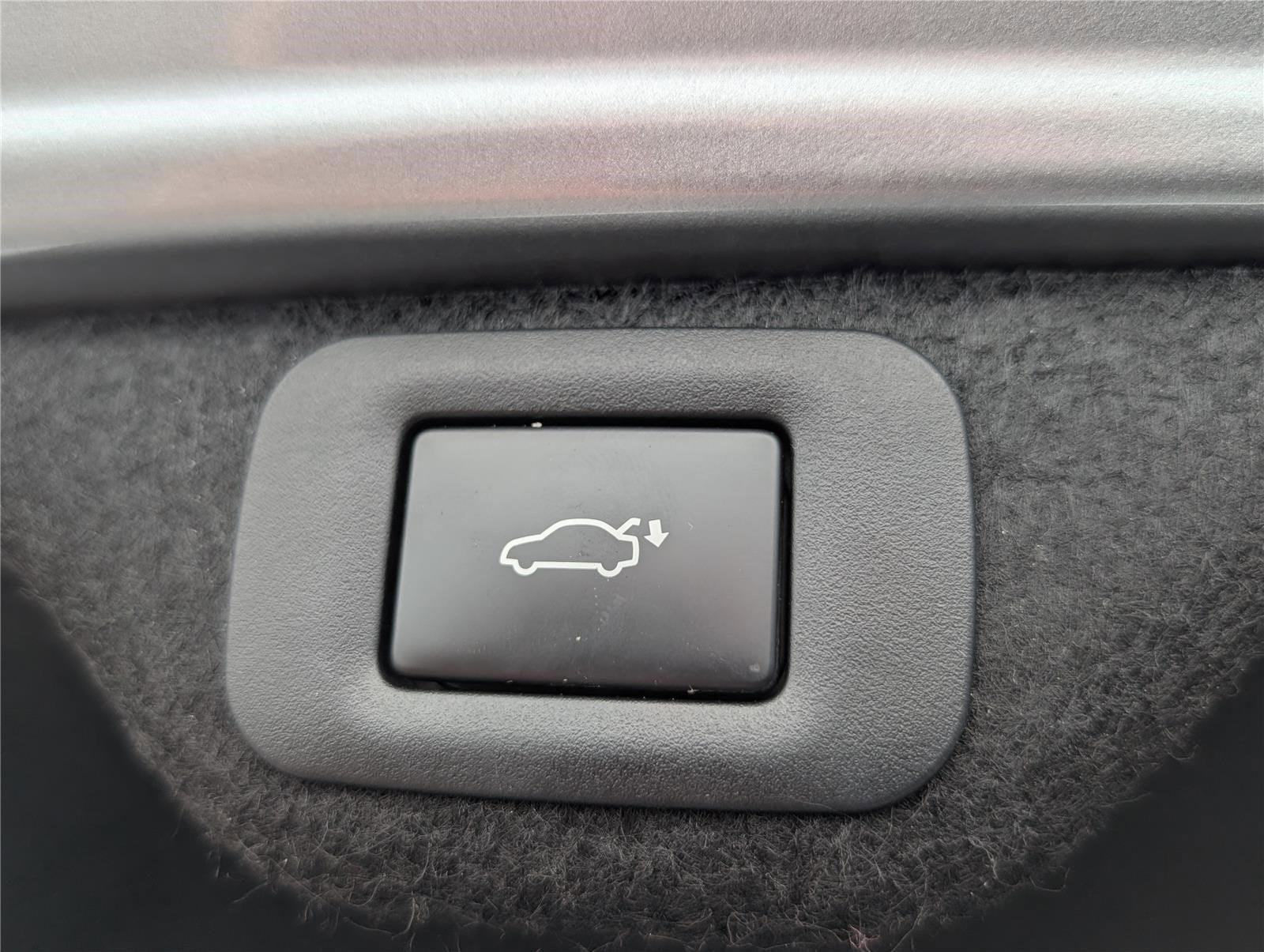 2024 Lexus ES ES 300h F SPORT Handling