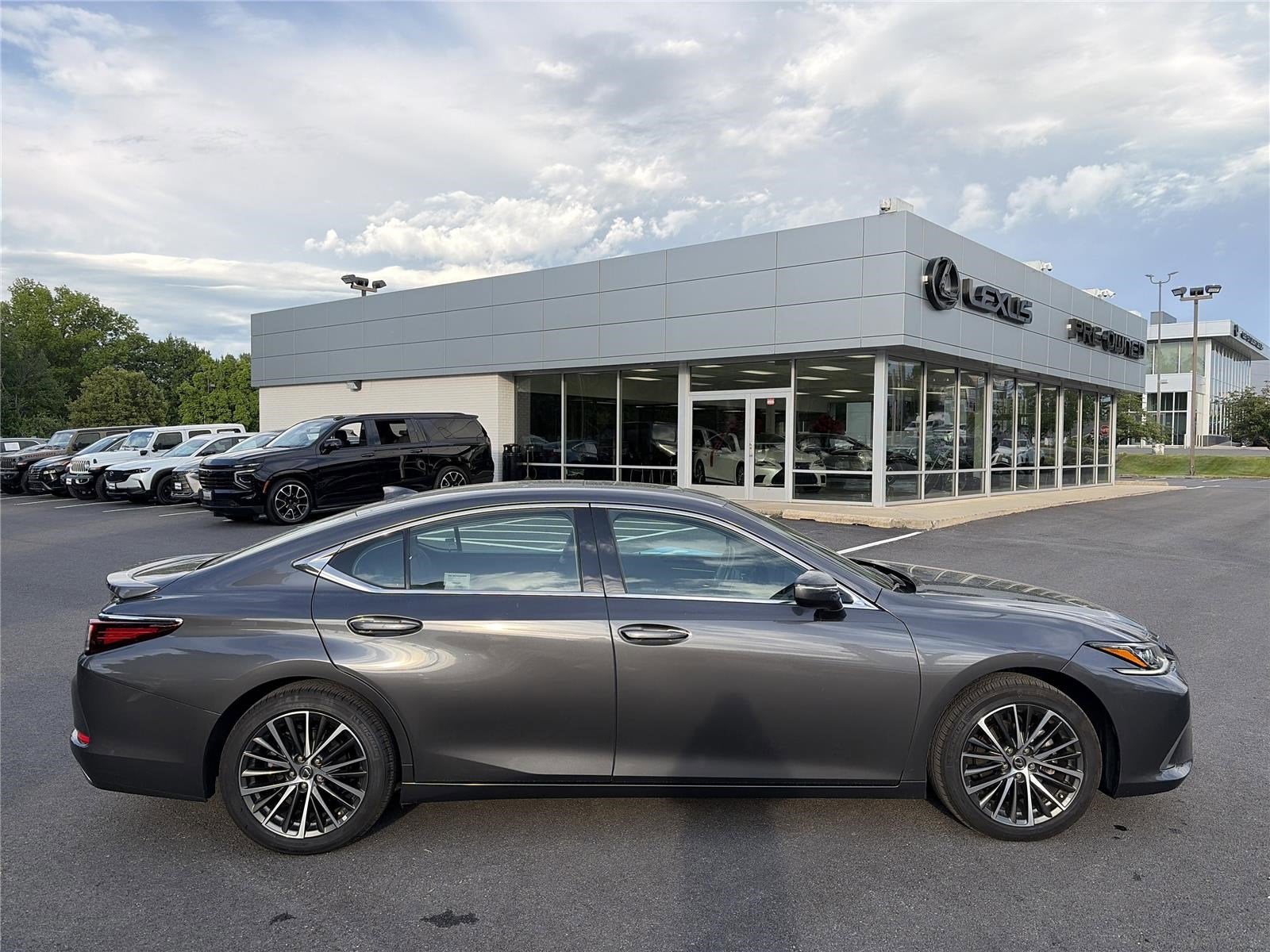 2025 Lexus ES 350 FWD