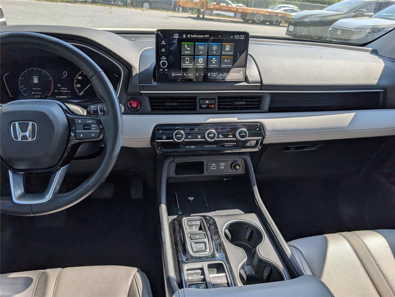 2023 Honda Pilot Touring