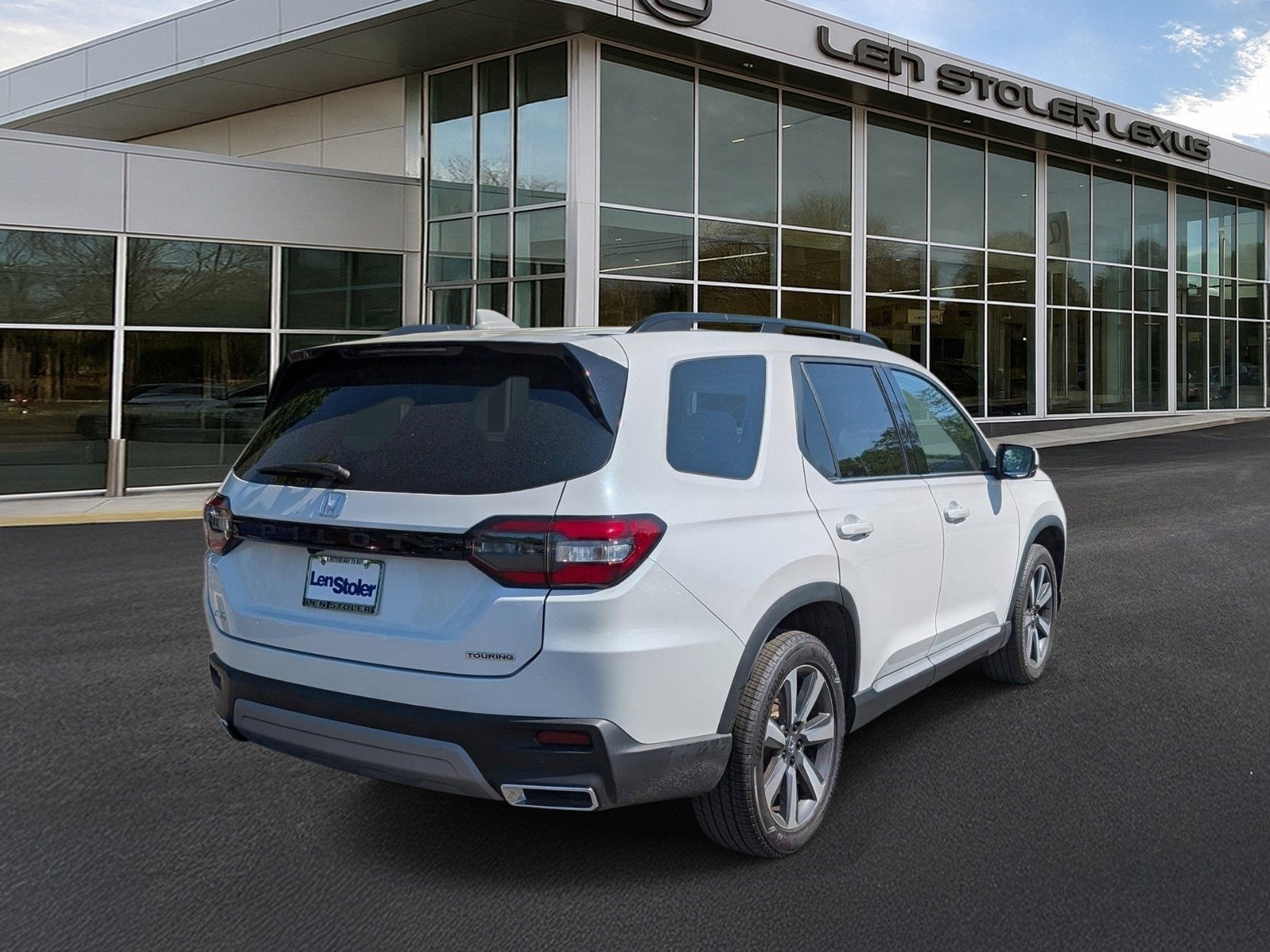 2023 Honda Pilot Touring