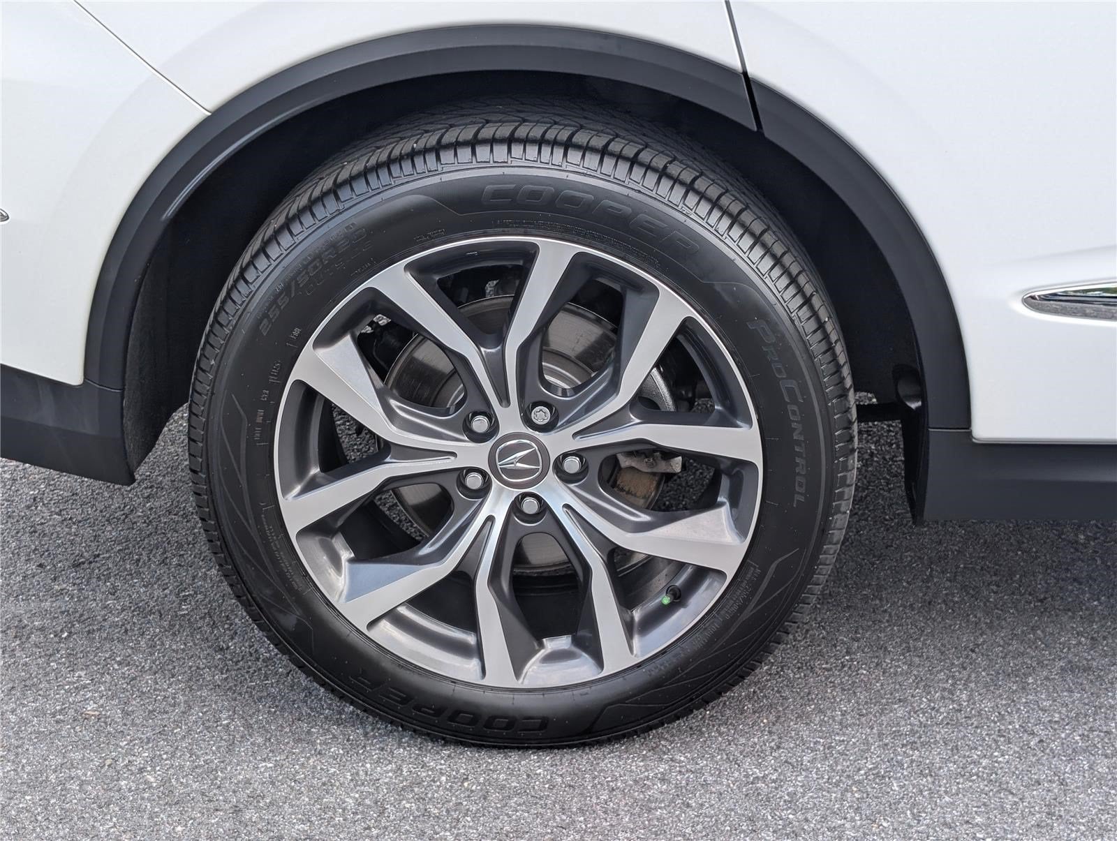 2022 Acura MDX w/Technology Package