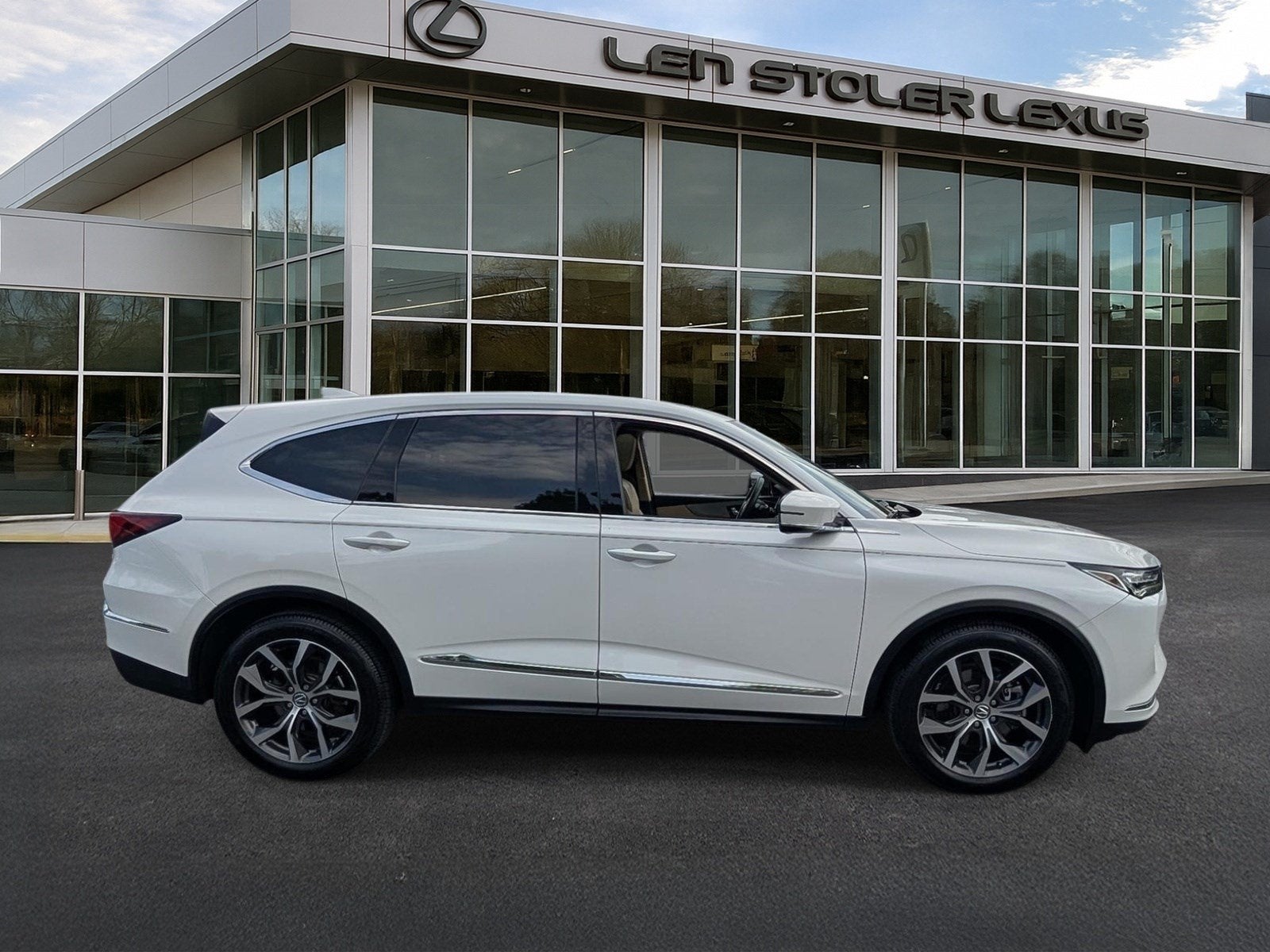 2022 Acura MDX w/Technology Package