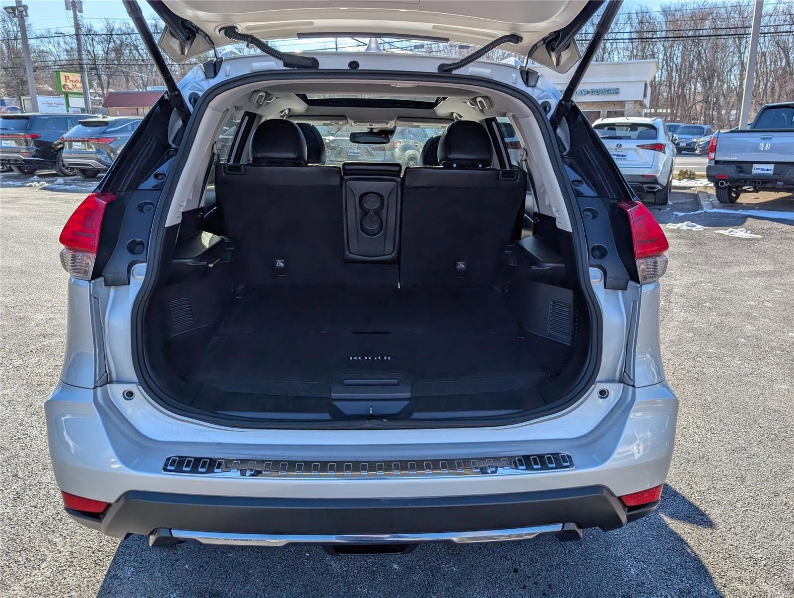 2017 Nissan Rogue SL