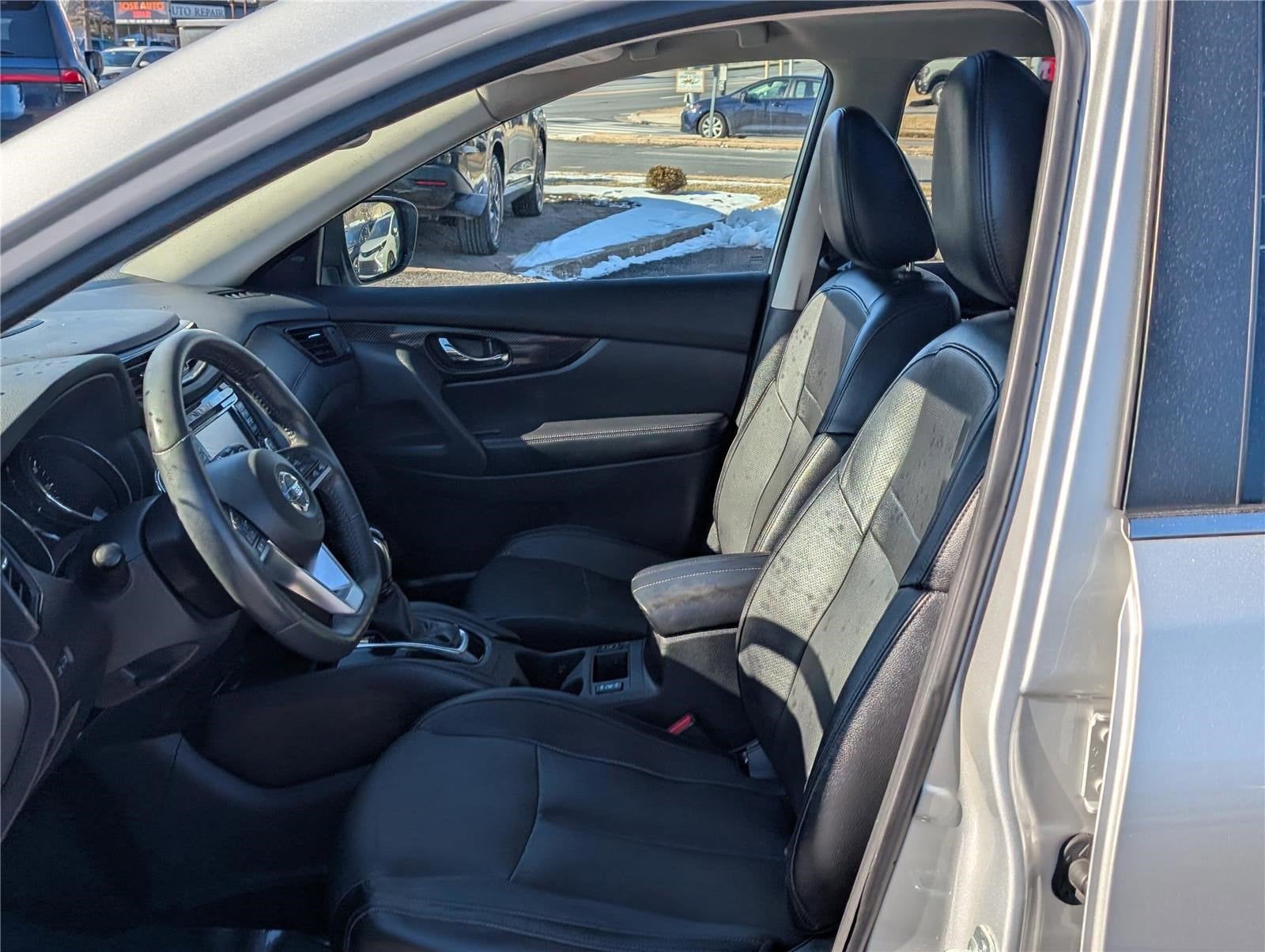 2017 Nissan Rogue SL