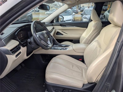 2022 INFINITI QX60 LUXE